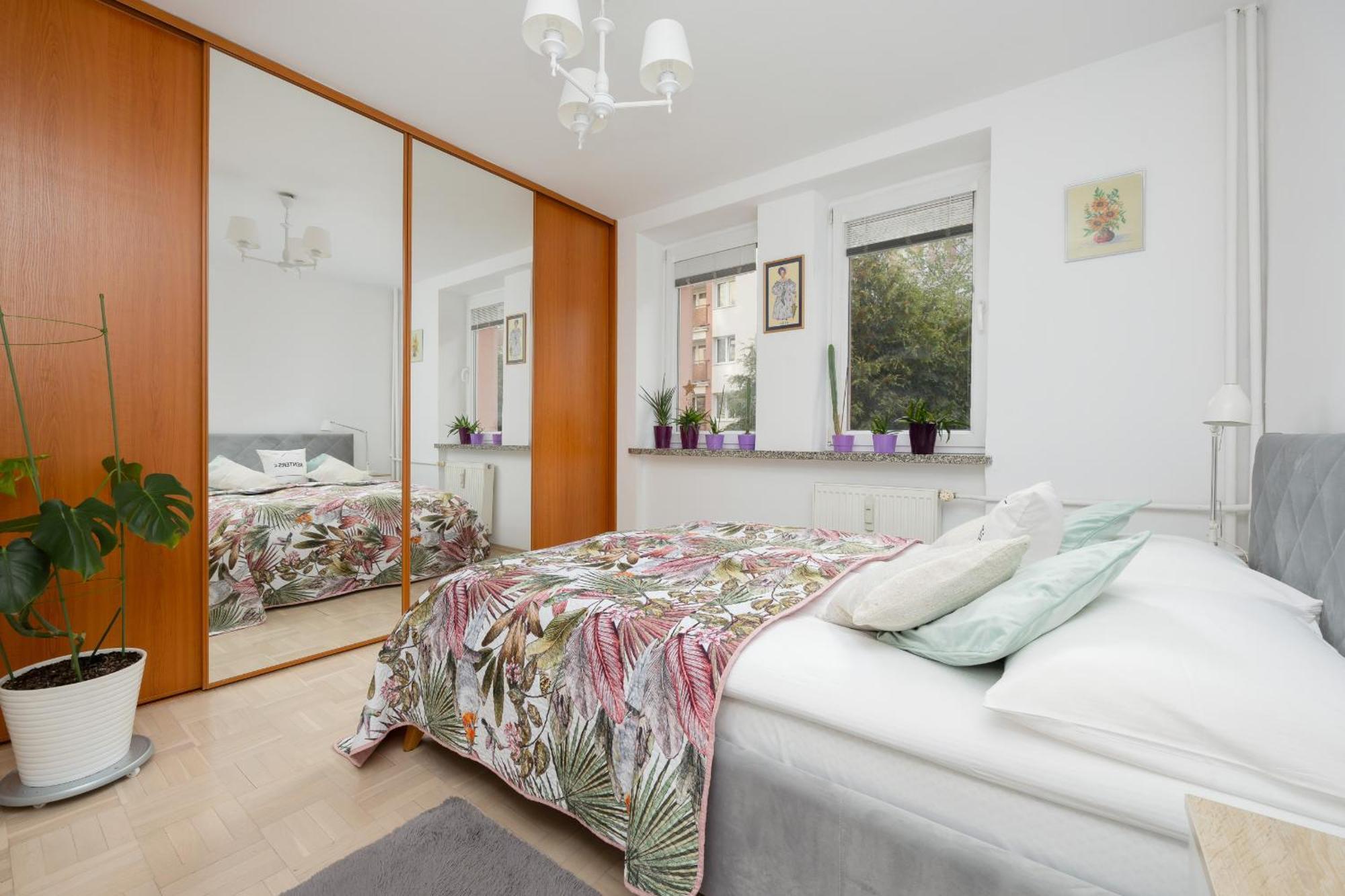 Okopowa Rodzinny Z Balkonem By Renters Appartement