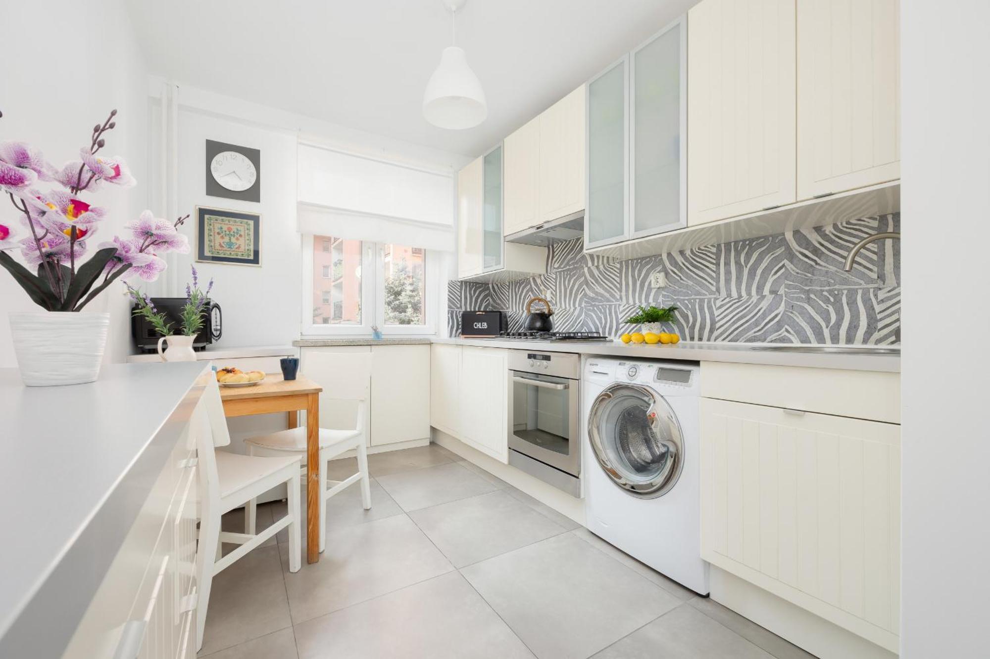Appartement Okopowa Rodzinny Z Balkonem By Renters